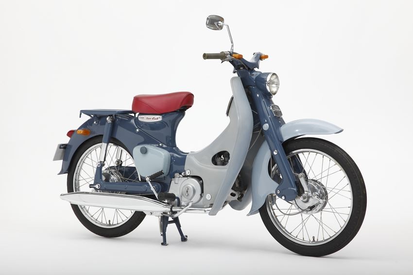 Honda 1958年推出的Super CUB C100上市後，驚人的載重能力和外型受到許多車主喜愛